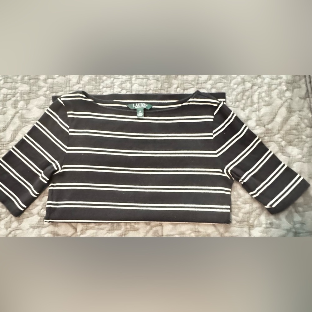 💰⬇️ RALPH LAUREN
Black/White Striped Boat Neck half sleeve Shirt | Pre-Loved - Picture 6 of 6